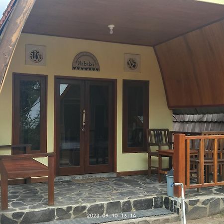 Two One Bungalow Гили-Мено Экстерьер фото