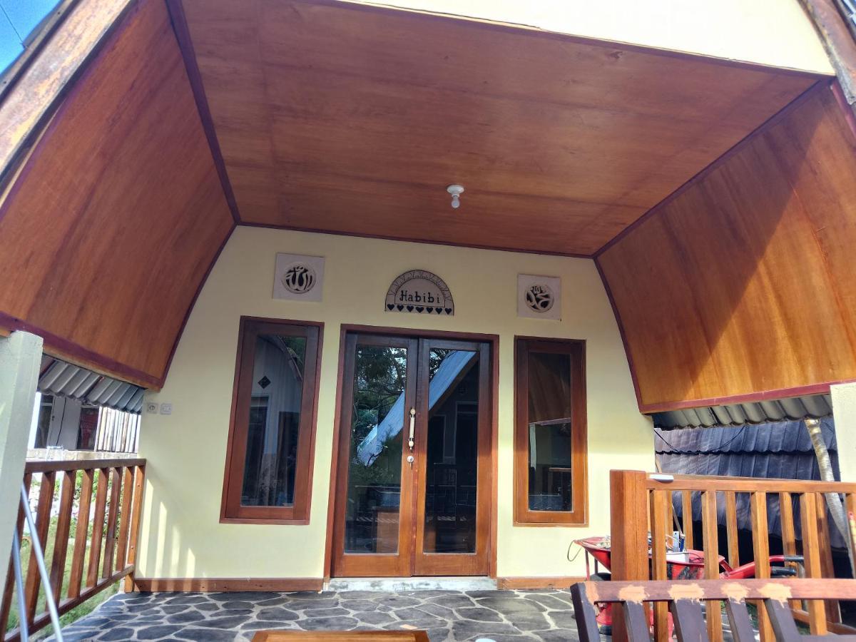 Two One Bungalow Гили-Мено Экстерьер фото