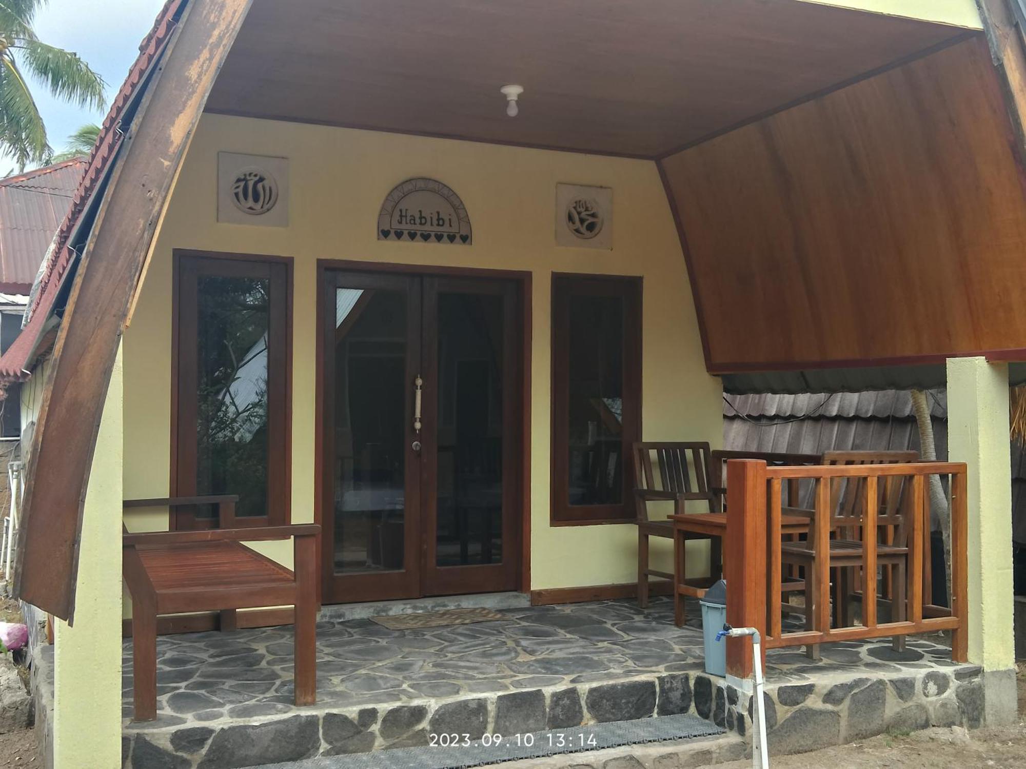 Two One Bungalow Гили-Мено Экстерьер фото